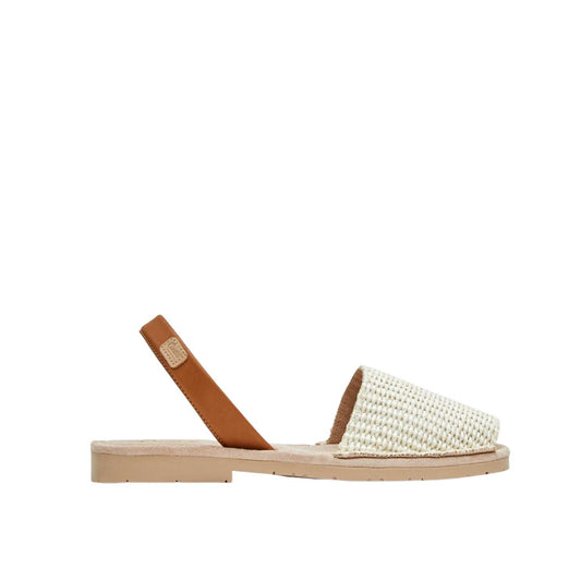 Colour_Offwhite(Ecru)| Castell 2547 Iker Tabru