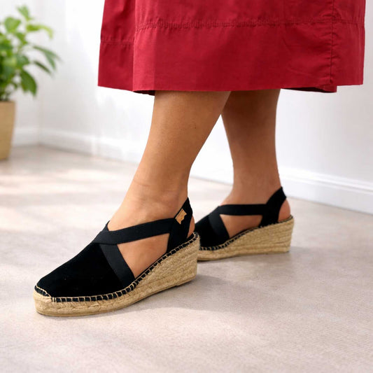 Colour_Black(Negre)| Toni Pons Terra-TI