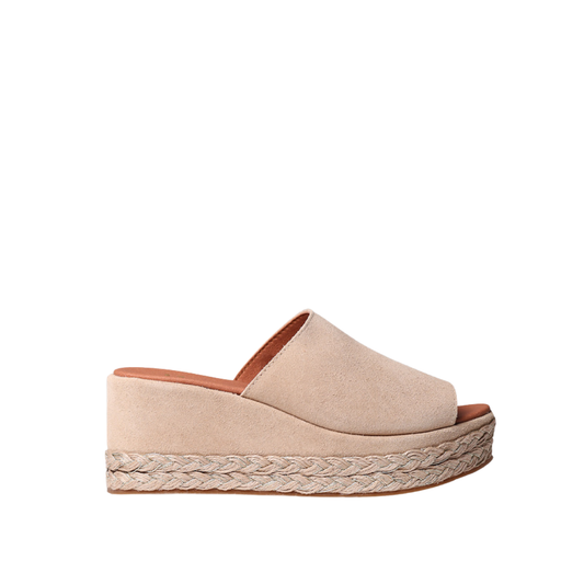 Colour_Beige(Beige)| Toni Pons Paulina