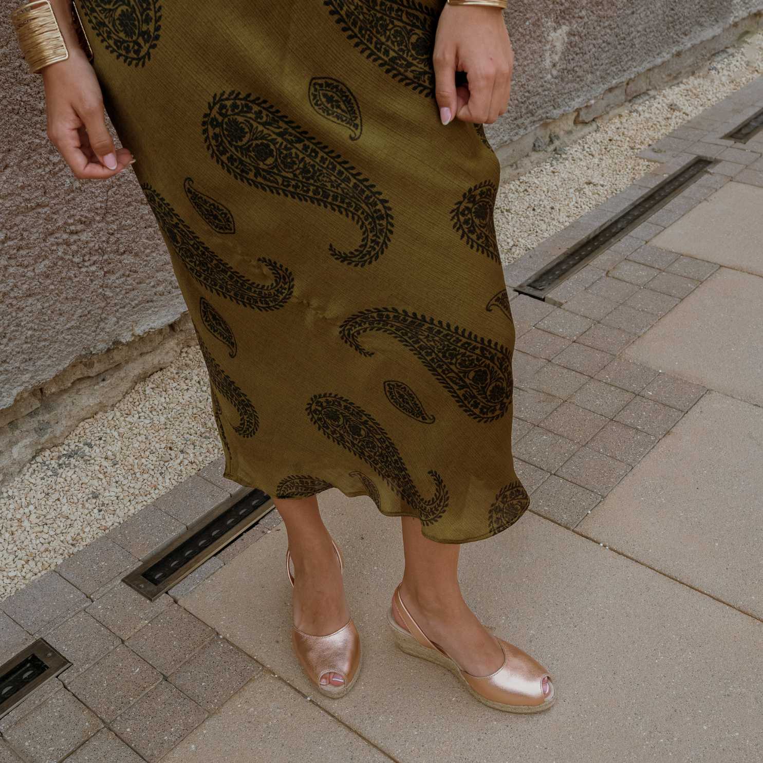 castell-frida-montada-2006-metallic-rosegold-salmon-menorcan-espadrille