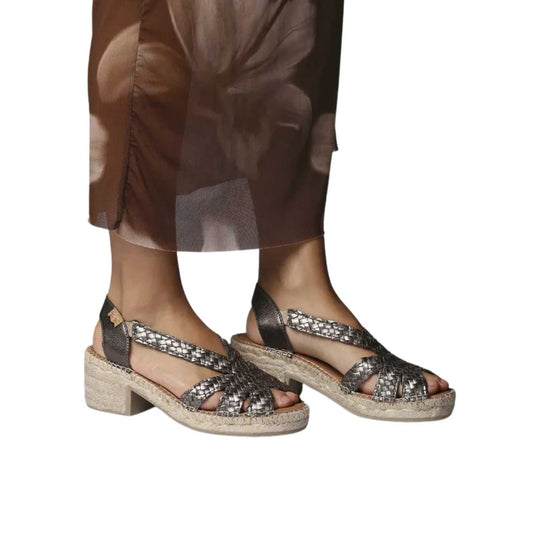 Colour_Bronze(Bronze)| Toni Pons Doris